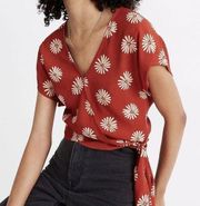 Rust Sash-Tie Wrap Short Sleeve Top in in Daisy Daydream Cropped Large