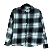 Old Navy  The Boyfriend Shirt Black and White Plaid Flannel Long Sleeve Large Top