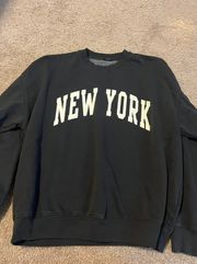 Sweatshirt