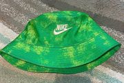 Nike Bucket Hat 🥒🌴💚