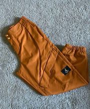 Jordan women’s size extra large standard fit athletic jogger pants NWT