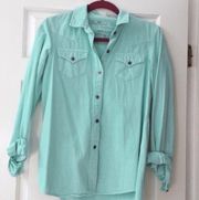 Bullhead Black Chambray mint button down top S