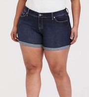 Torrid Classic Skinny Short Vintage stretch Dark Wash Denim Jean Shorts Size 18