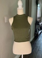 Olive 🫒 Green backless turtle 🐢 neck crop top.