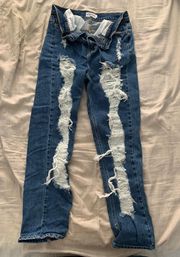 Distressed High Waisted Jean