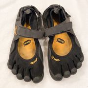 5 finger vibram black grip Mary Jane strap flats