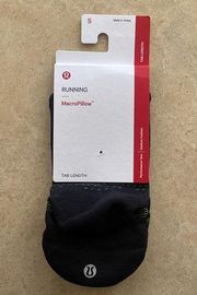 MacroPillow Women’s Running Socks Tab Length Medium Cushioning