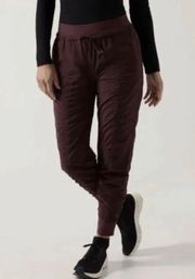 Athleta  Spiced Cabernet Attitude Lined Pant. Size 0 P. EUC