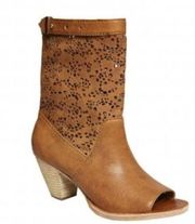 Alice & Olivia Tan Catherine Leather Laser Cut Open Toe Bootie Tan 37.5 7