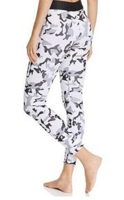 Koral Knockout Camo Leggings White Black Size XS Stretch Workout Athletic Sporty