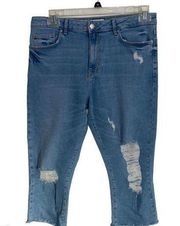 Forever 21 denim distressed‎ capris size 10