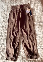 7/8 Length Brown Joggers Size XS