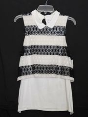 Women's Black & White Lace Tank Top Shirt. 
Collared & Layered 
Size M