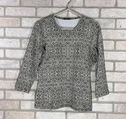 J. McLaughlin Catalina Cloth Signature Tee in Black and Cream Daisy Print Size S