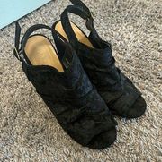 Pre loved velvet black heels size 6