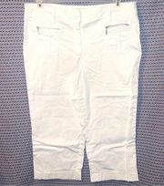 Larry Levine Stretch White Capris