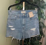 MADEWELL The Mom Jean Short NWT Size 28 with Distressing