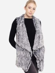 Democracy Drape Faux Fur Vest In Grey‎ Size M