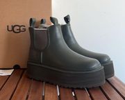 UGG Neumel Platform Chelsea Boots W9