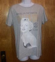 Marilynn Monroe Graphic T-Shirt - Size XL