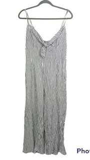 Elan gray and white striped jumpsuit tie front bust size L Nwt