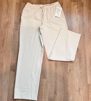 Straight Leg Mid Rise Pant Luxtreme Regular BONE M NWT SOLD OUT ONLINE