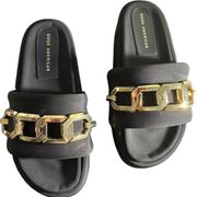 Good American  slide wedge platform sandal gold chain size 7