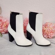 NWT White Heeled Boots Size 7