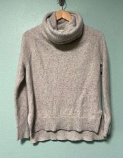 Athleta Women's Light Grey 100% Cashmere Turtleneck Sweater Medium