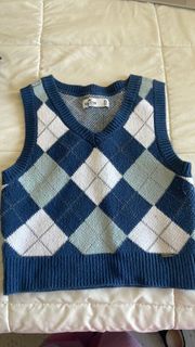 Crop Sweater Vest