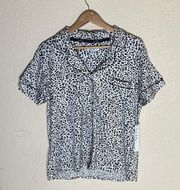 NWT  New York black/white button up pijama top ( L )