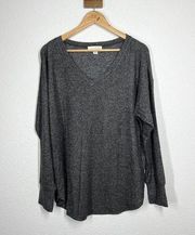 Treasure & Bond Medium M Soft Knit V-Neck Pullover Sweater Dark Gray New