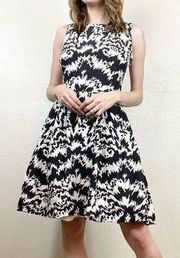 Neiman Marcus Black & White Patterned A Line Dress