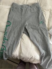 goods/ New Balance colab mens joggers size large. Only worn once.