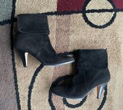 Beautiful Saks Fifth Avenue Black Suede Booties - Sz 9