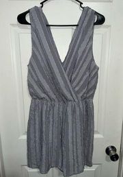 Charlie O By Kunnican Silver Grey Short Romper Jumpsuit Size Large