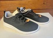 Champion Womans Cushion Fit Sneakers Sz 7 NWT