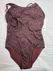 NWT Keyhole One Piece Swimsuit