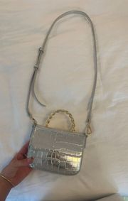 Super Fun Silver Billini Purse!!