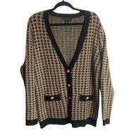 Tahari Size Large Houndstooth Cardigan Sweater Dark Academia Eyelash Gold Button