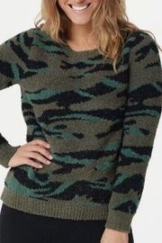 Barefoot Dreams Cozychic Sweater Crew Neck Pullover Camo Pattern Green Medium