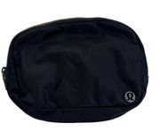 Lululemon Everywhere Belt Bag 1L in Black Unisex