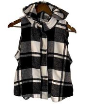 Favlux fashions, black, white plaid, hooded vest, women’s medium