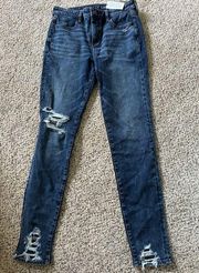 American Eagle NWT AE Dream High Waisted Distressed Jeggings