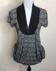 Chelsey black & white v neck drop button drupe  shirt size Medium