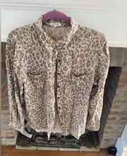 Maurice’s Large Button Down Leopard Print Animal Print Shirt size Large