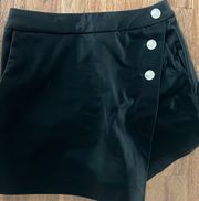 Faux-Leather Shorts/skirt