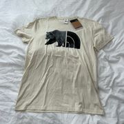 tshrit  Size large Condition: NWT  Color: cream Details : - Graphic tee - Triblend bear tee - Slim fit