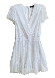 Trixxi Romper White Lace V-Neck Short Sleeve Lined Romper Size Small NEW