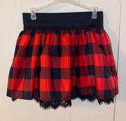 Candies red & black plaid mini skirt with zipper closure - size small